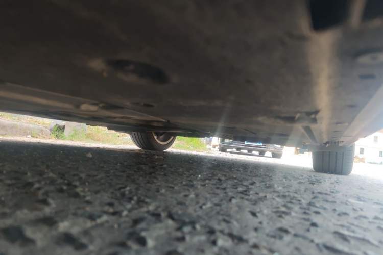 Used BMW 3 Series 2011 325i Luxury Edition Chassis Front Left