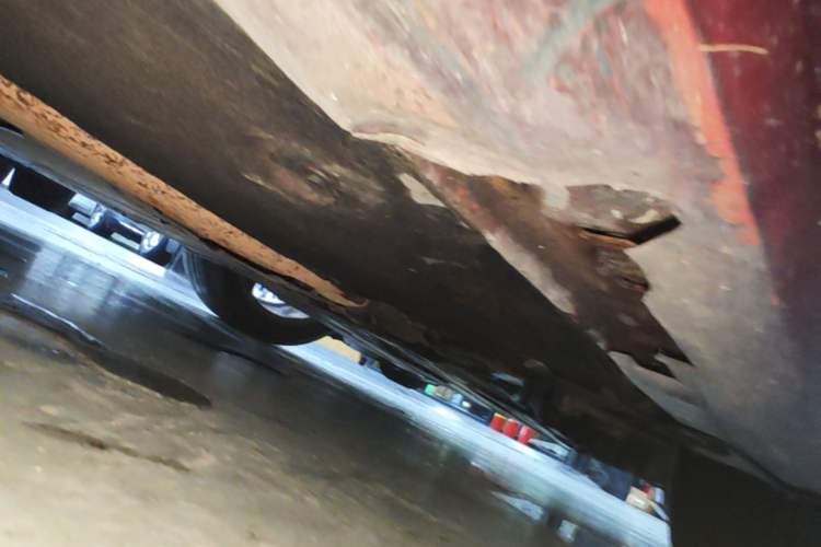 Used BMW 3 Series 2011 325i two-door coupe Chassis Front Right