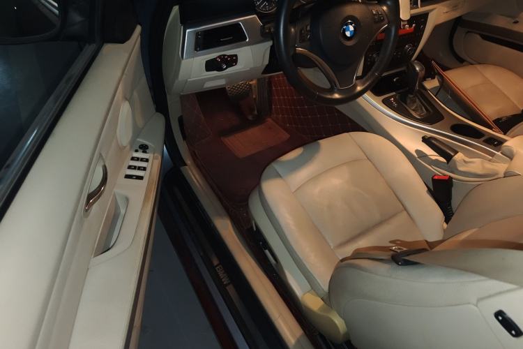 Used BMW 3 Series 2011 325i Convertible Coupe Driver Seat