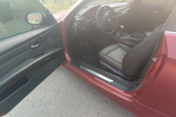Used BMW 3 Series 2011 320i Coupe Driver Seat