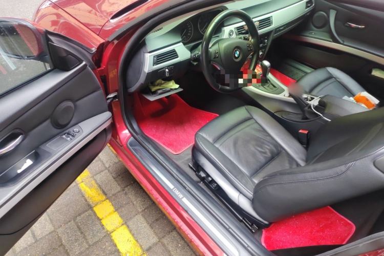 Used BMW 3 Series 2011 320i Coupe Driver Seat