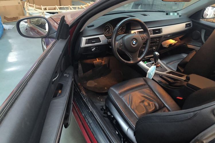 Used BMW 3 Series 2011 320i Coupe Driver Seat