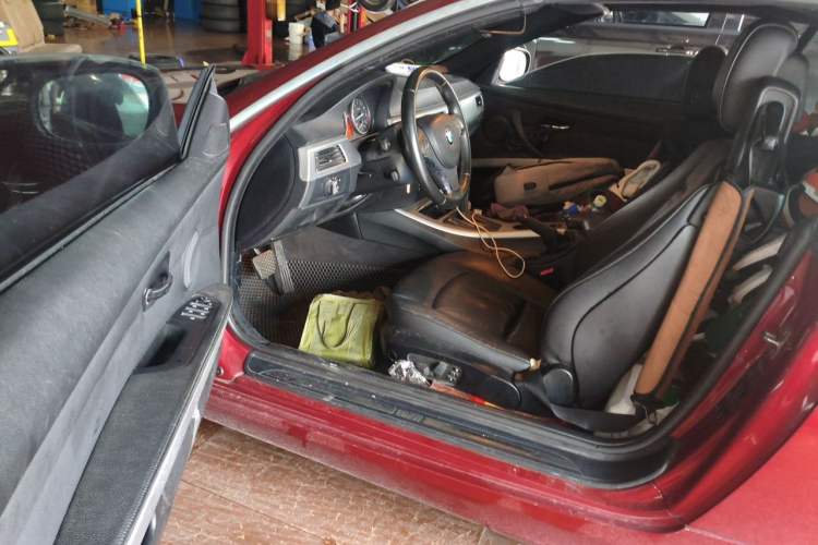 Used BMW 3 Series 2011 325i Convertible Coupe Driver Seat