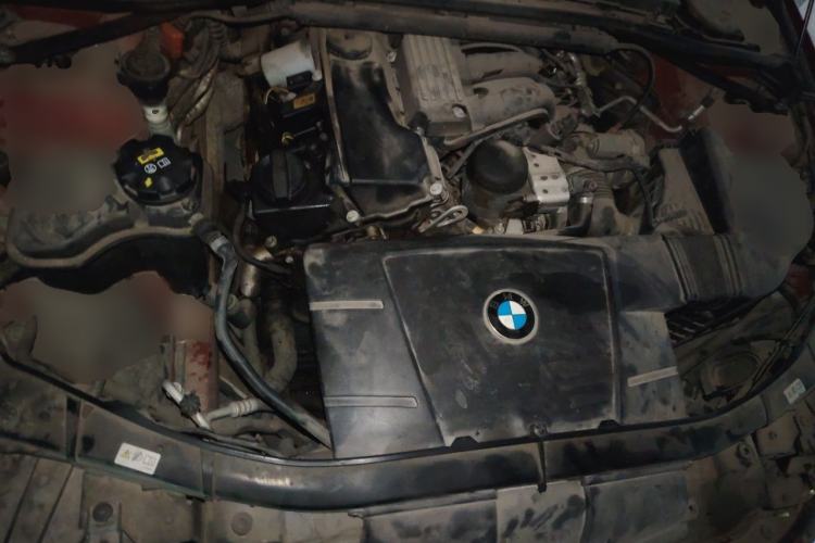 Used BMW 3 Series 2011 320i Convertible Coupe Engine Bay