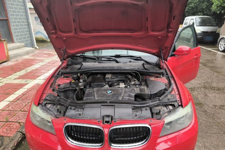 Used BMW 3 Series 2011 320i Sport Edition Engine Bay