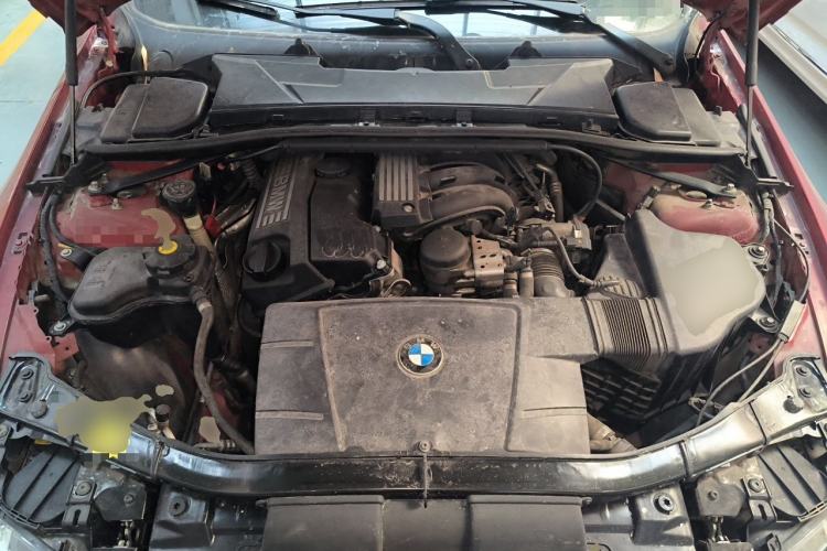 Used BMW 3 Series 2011 320i Coupe Engine Bay