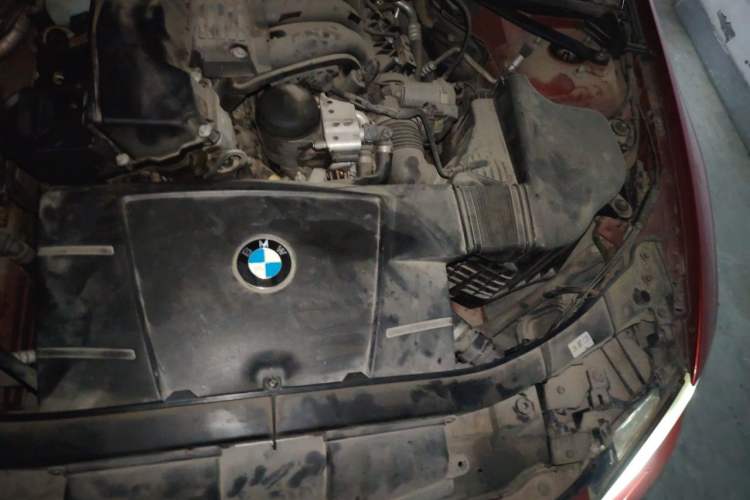 Used BMW 3 Series 2011 320i Convertible Coupe Engine Bay Left