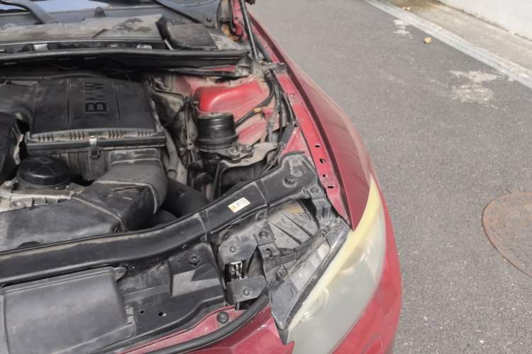 Used BMW 3 Series 2011 335i Convertible Coupe Engine Bay Left