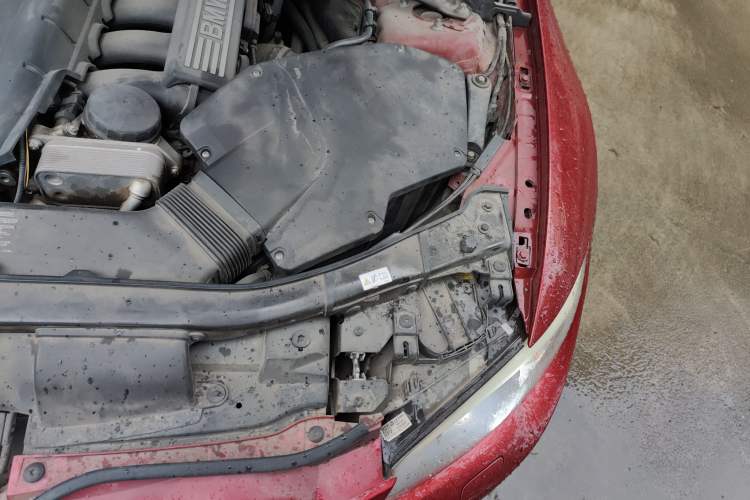 Used BMW 3 Series 2011 325i Convertible Coupe Engine Bay Left