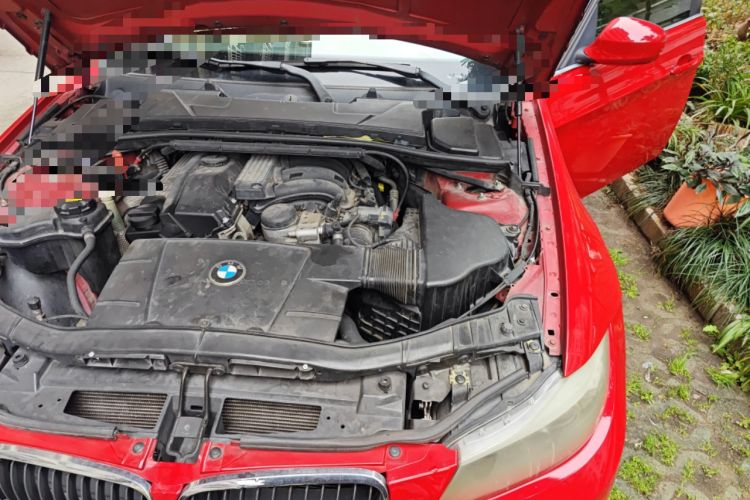 Used BMW 3 Series 2011 320i Sport Edition Engine Bay Left