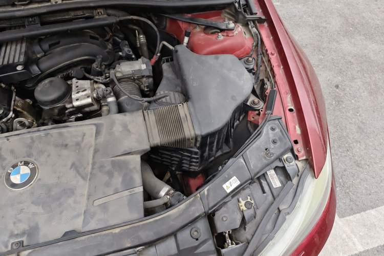 Used BMW 3 Series 2011 318i Leading Model Engine Bay Left