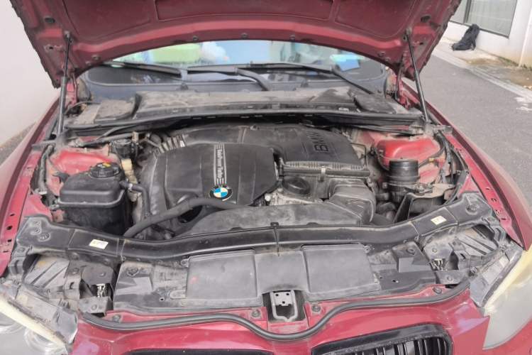 Used BMW 3 Series 2011 335i Convertible Coupe Engine Bay