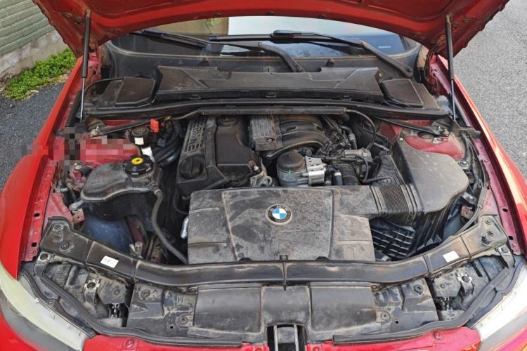 Used BMW 3 Series 2011 320i Sport Edition Engine Bay