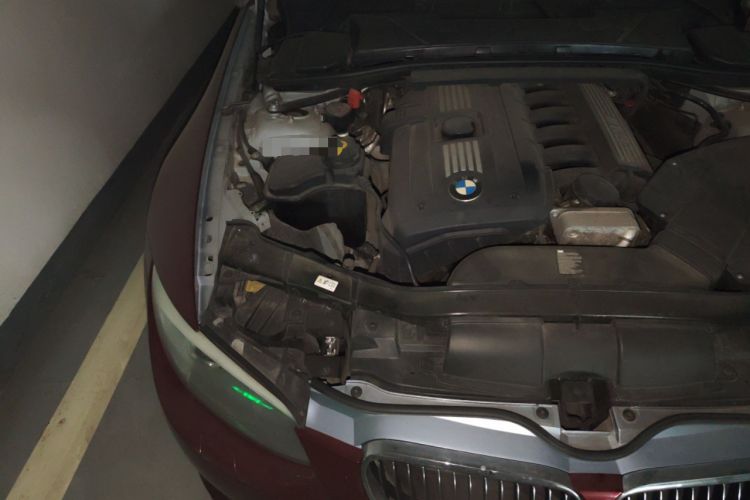 Used BMW 3 Series 2011 325i Convertible Coupe Engine Bay Right