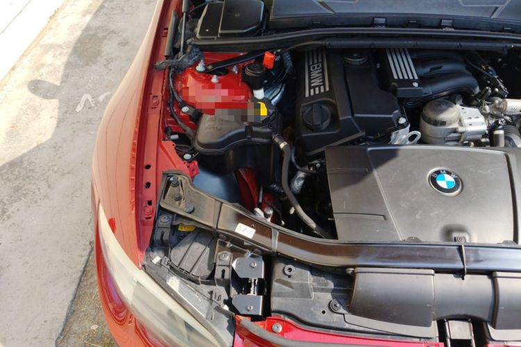 Used BMW 3 Series 2011 320i Coupe Engine Bay Right