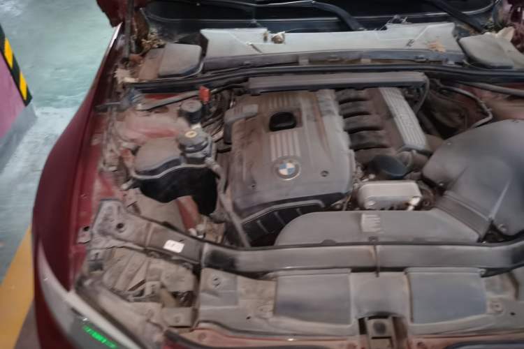 Used BMW 3 Series 2011 325i Convertible Coupe Engine Bay Right