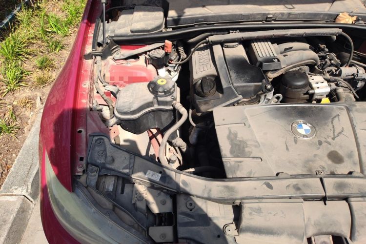 Used BMW 3 Series 2011 320i Luxury Edition Engine Bay Right