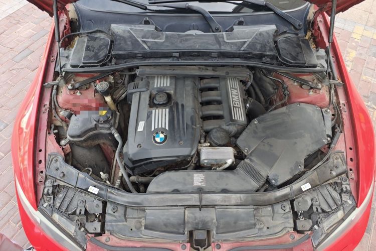 Used BMW 3 Series 2011 325i two-door coupe Engine Bay
