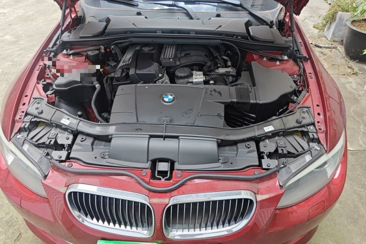 Used BMW 3 Series 2011 320i Coupe Engine Bay
