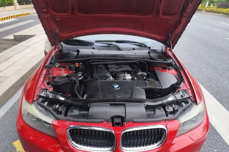 Used BMW 3 Series 2011 320i Sport Edition Engine Bay