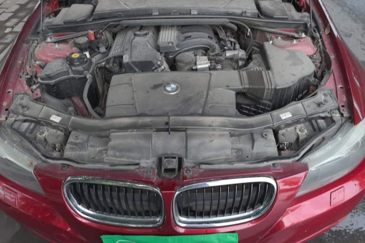 Used BMW 3 Series  Engine Bay