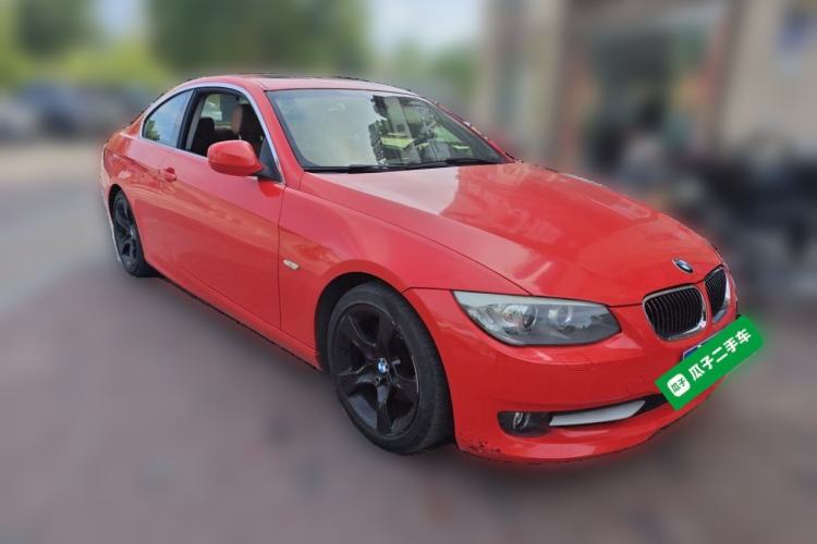 Used BMW 3 Series 2011 325i two-door coupe Exterior 2