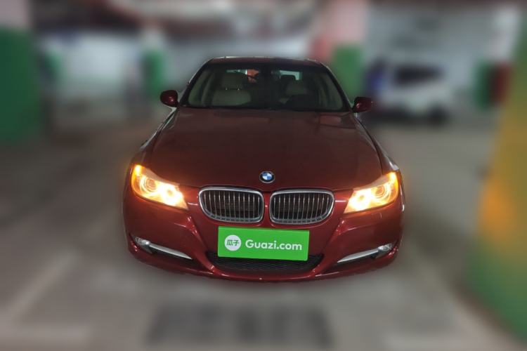 Used BMW 3 Series 2011 320i Luxury Edition Front