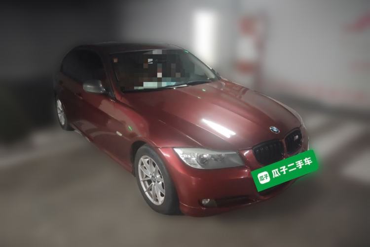 Used BMW 3 Series 2011 318i Leading Model Front Right 45 Deg