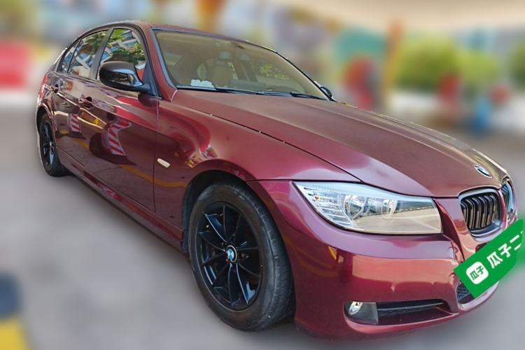 Used BMW 3 Series 2011 318i Leading Model Front Right 45 Deg