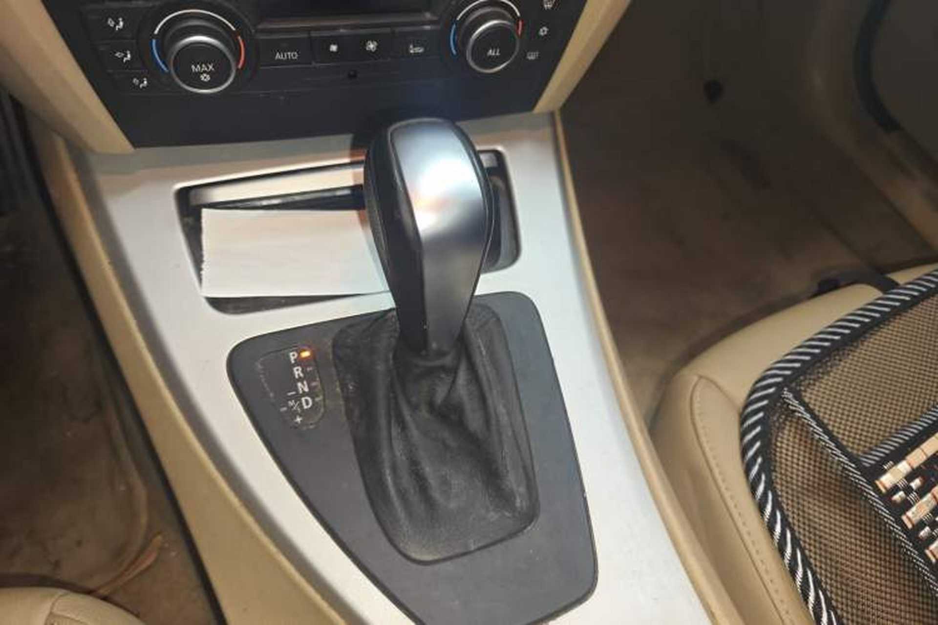 Used BMW 3 Series 2011 318i Leading Model Gear Lever
