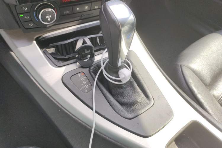 Used BMW 3 Series 2011 320i Coupe Gear Lever