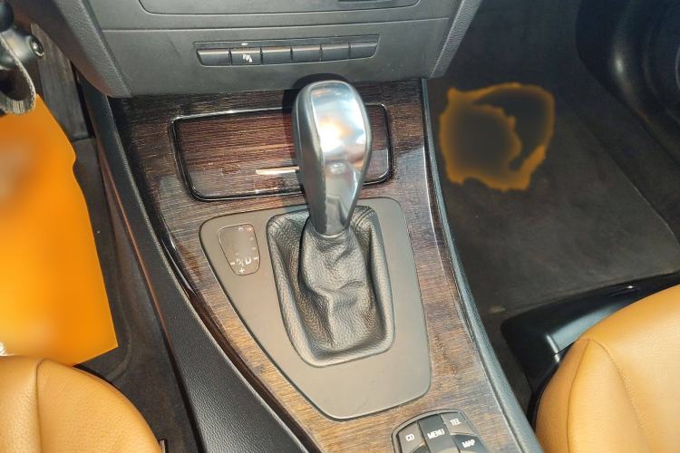 Used BMW 3 Series 2011 330i Convertible Coupe Gear Lever