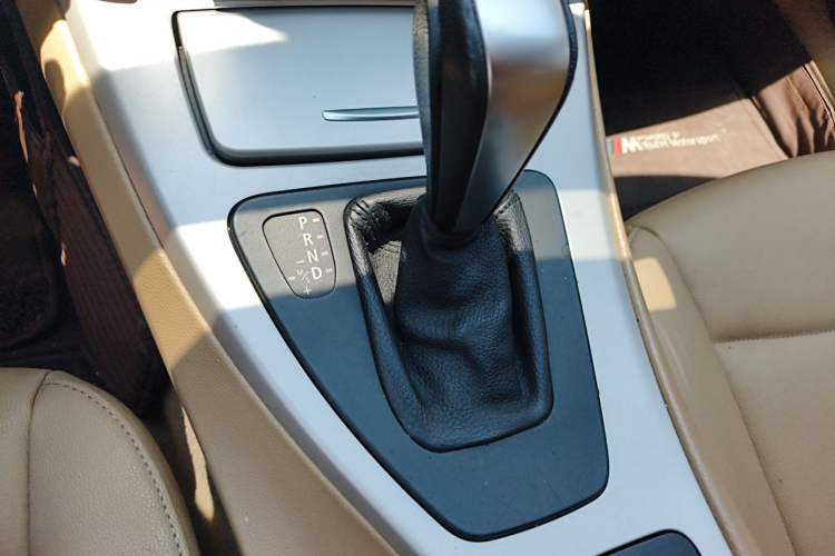 Used BMW 3 Series 2011 318i Leading Model Gear Lever