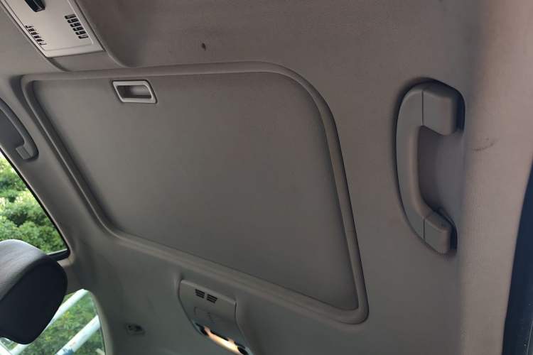 Used BMW 3 Series 2011 320i Coupe Headliner