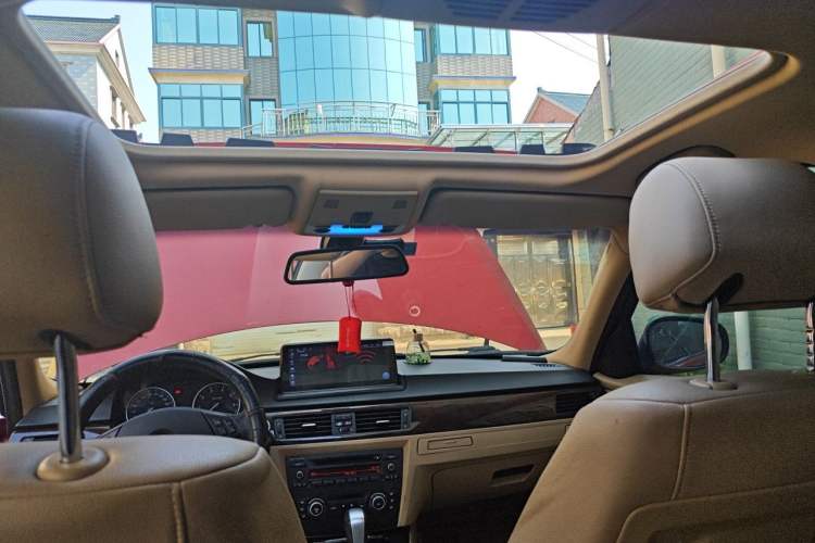 Used BMW 3 Series 2011 320i Sport Edition Headliner