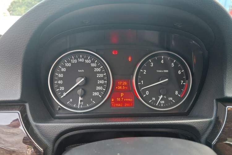 Used BMW 3 Series 2011 330i two-door coupe Instrument Cluster