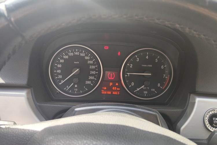 Used BMW 3 Series 2011 325i Convertible Coupe Instrument Cluster