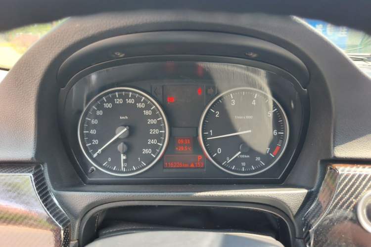 Used BMW 3 Series 2011 320i Sport Edition Instrument Cluster