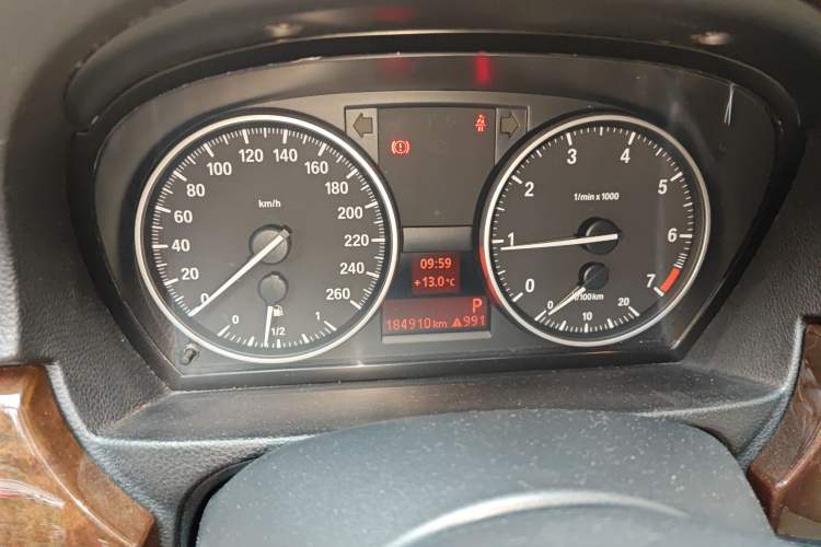 Used BMW 3 Series 2011 320i Sport Edition Instrument Cluster