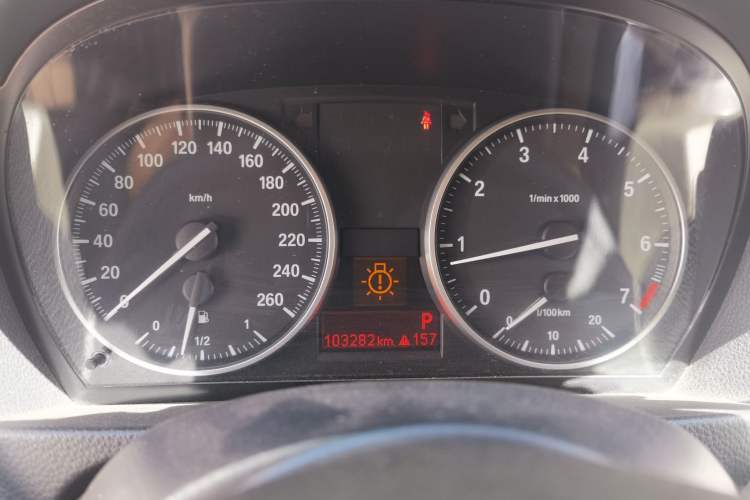 Used BMW 3 Series 2011 320i Luxury Edition Instrument Cluster