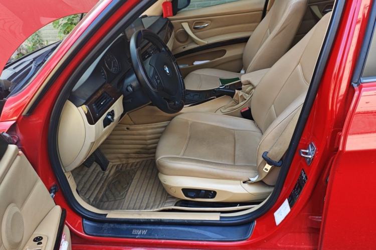 Used BMW 3 Series 2011 320i Sport Edition Left Front Seat