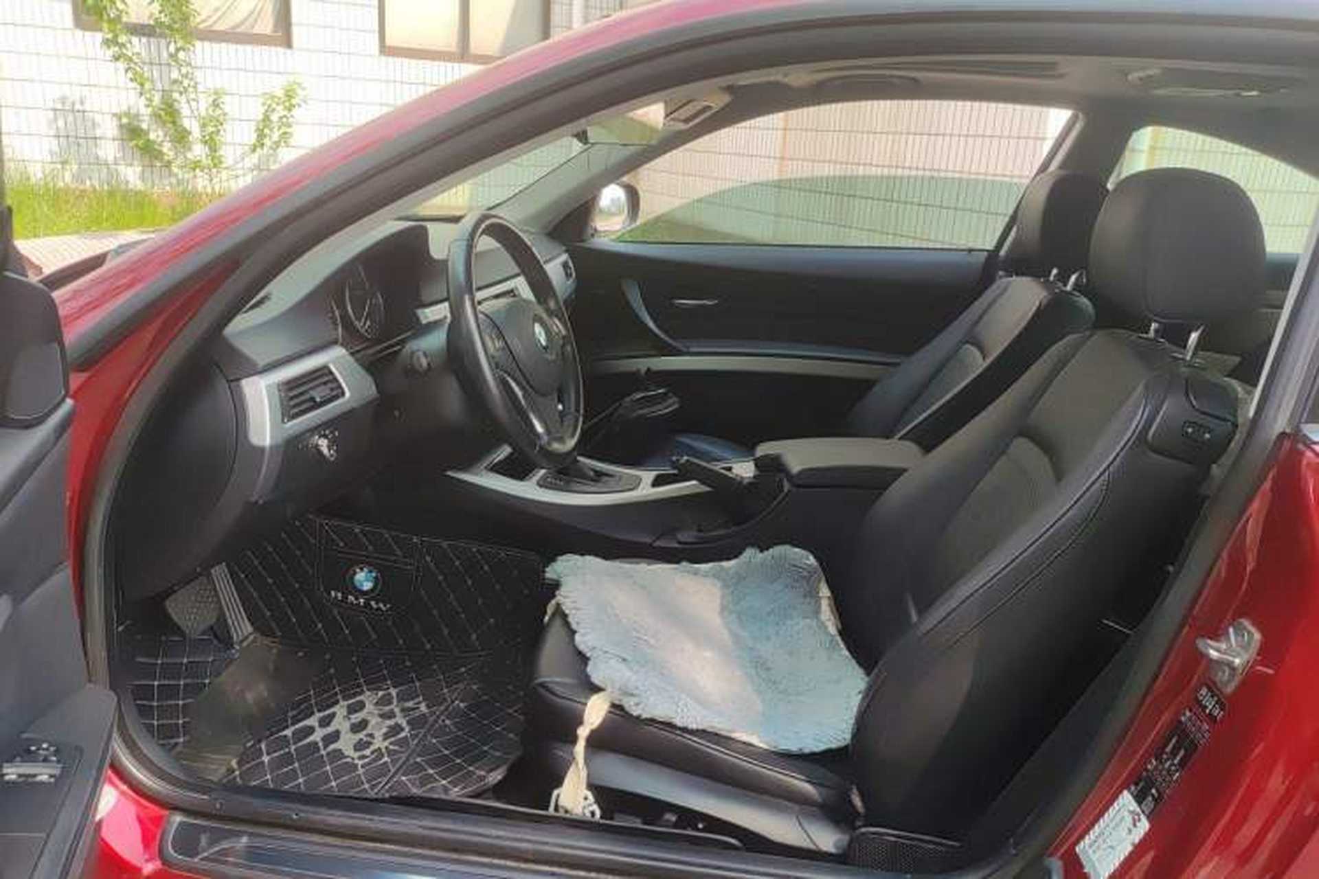 Used BMW 3 Series 2011 320i Coupe Left Front Seat