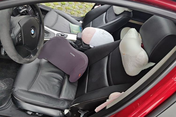 Used BMW 3 Series 2011 320i Luxury Edition Left Front Seat