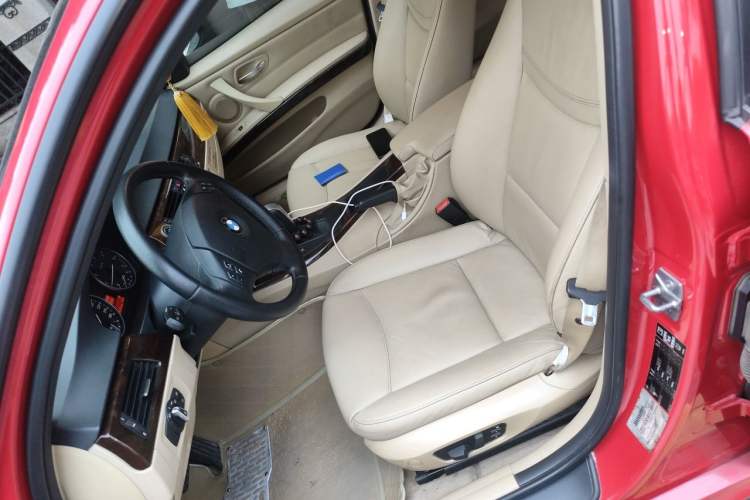 Used BMW 3 Series 2011 320i Sport Edition Left Front Seat