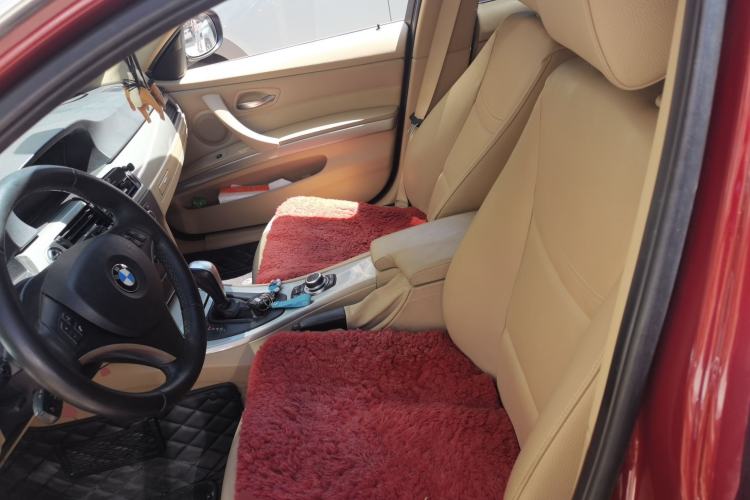 Used BMW 3 Series 2011 320i Luxury Edition Left Front Seat