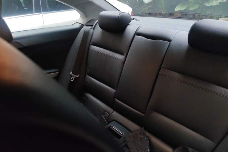 Used BMW 3 Series 2011 320i Coupe Left Rear Seat