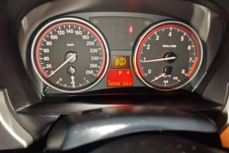 Used BMW 3 Series 2011 325i Convertible Coupe Odometer Close Up