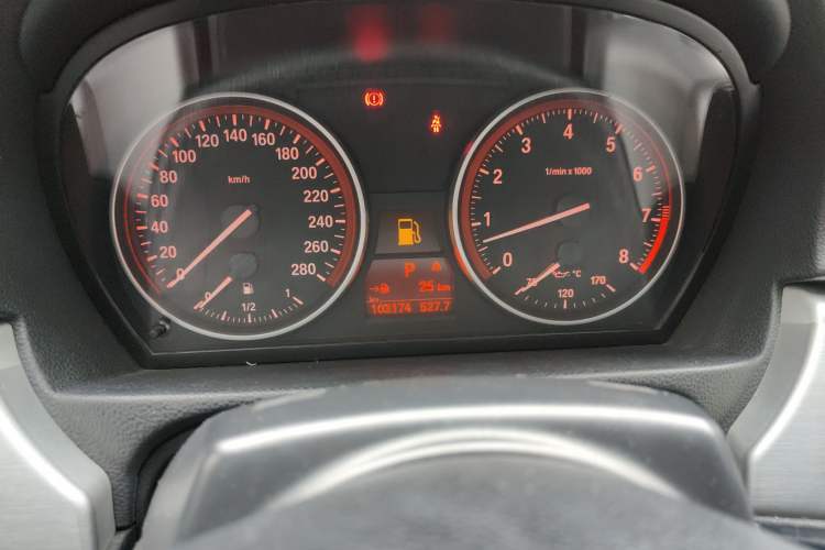 Used BMW 3 Series 2011 325i Convertible Coupe Odometer Close Up