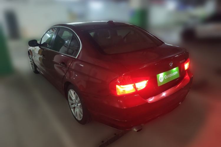Used BMW 3 Series 2011 320i Luxury Edition Rear Left 45 Deg