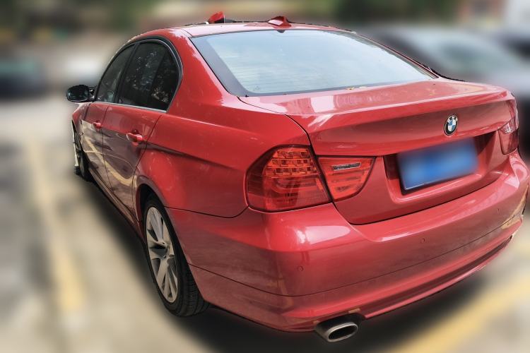 Used BMW 3 Series 2011 320i Luxury Edition Rear Left 45 Deg
